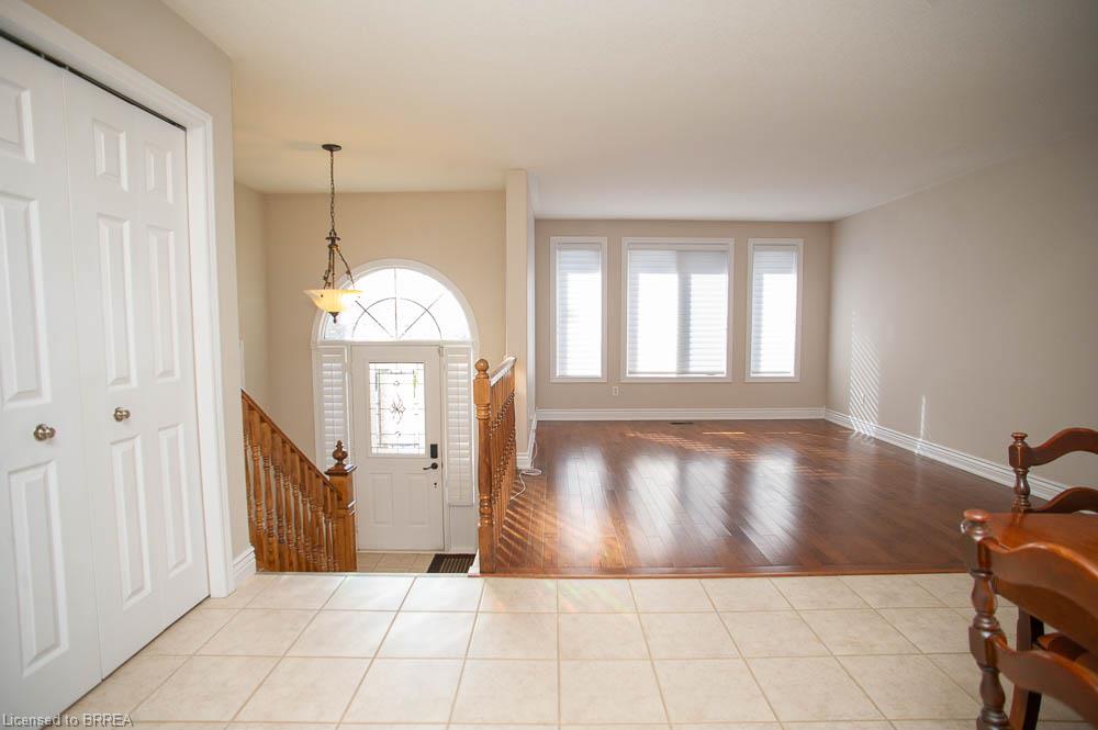 16 Bradbury Crescent Property Photo 5