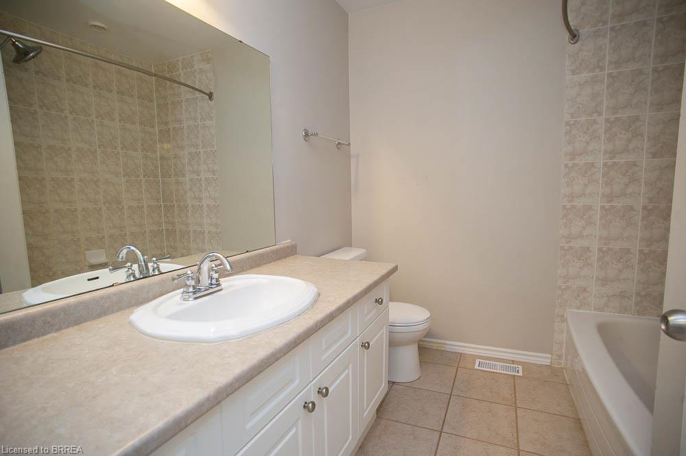 16 Bradbury Crescent Property Photo 19