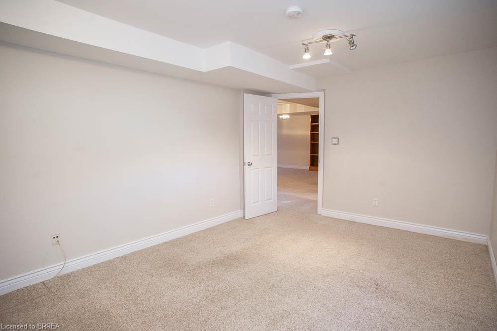 16 Bradbury Crescent Property Photo 23