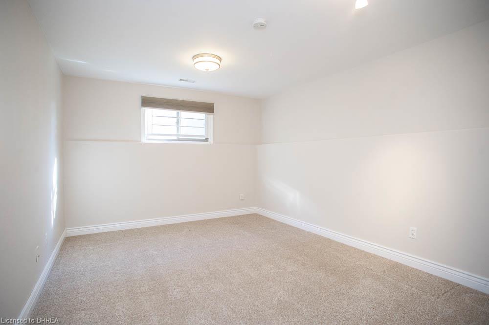 16 Bradbury Crescent Property Photo 24