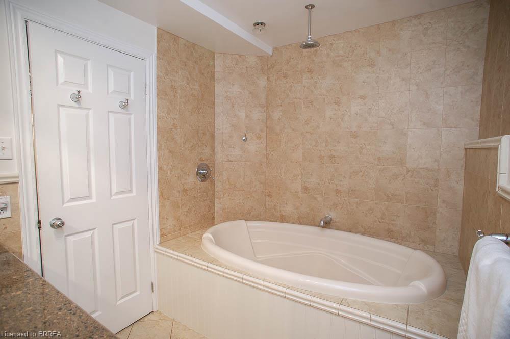 16 Bradbury Crescent Property Photo 27