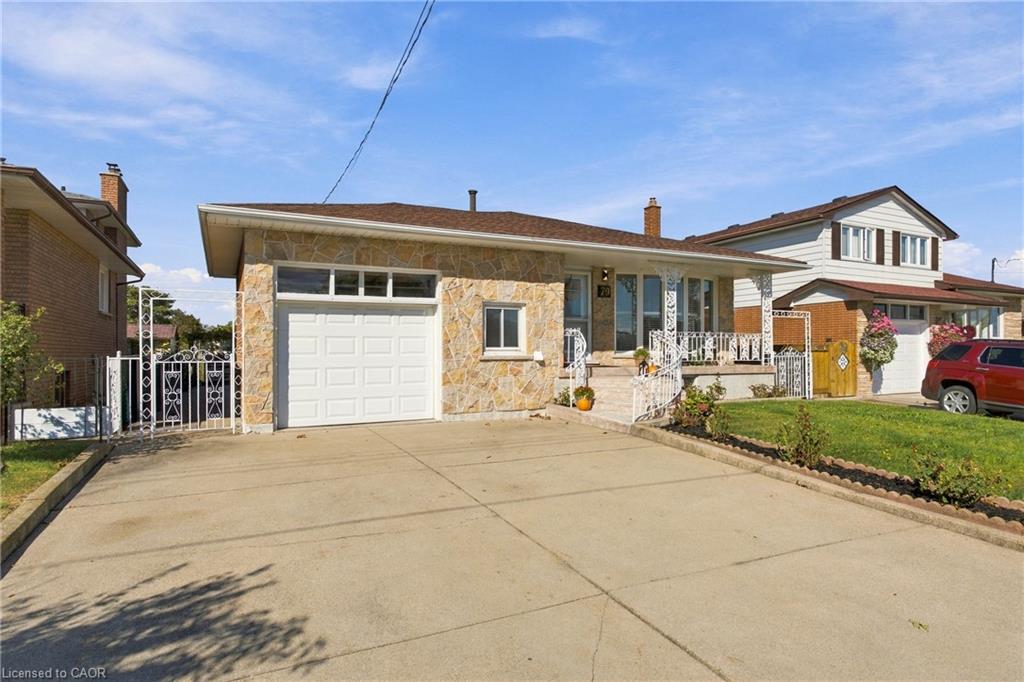 79 Oakland Drive Property Photo 1