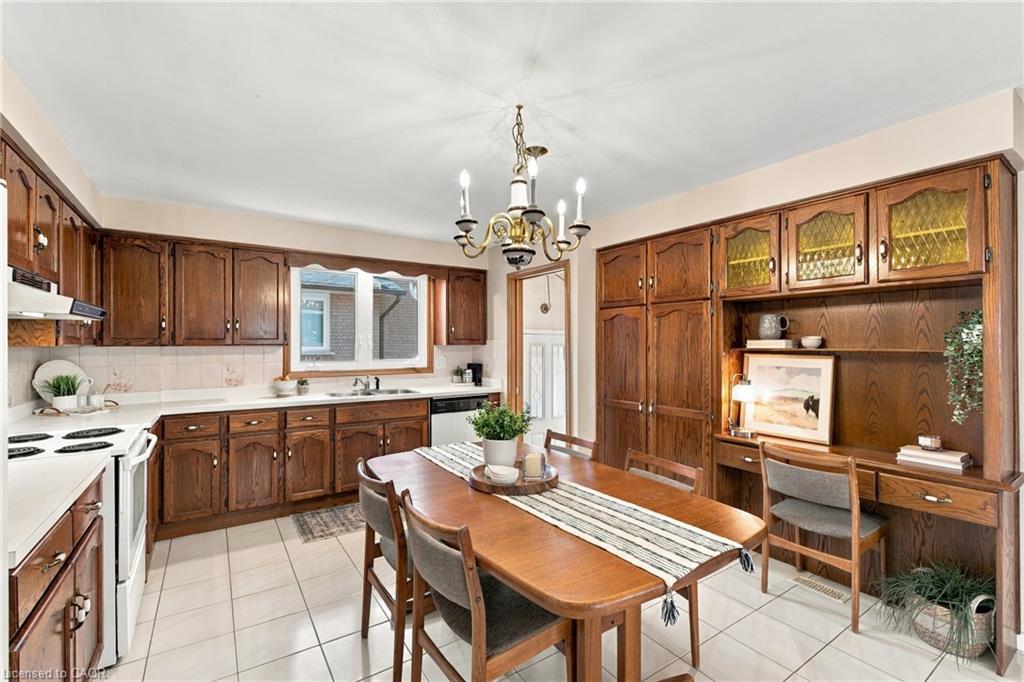 79 Oakland Drive Property Photo 11