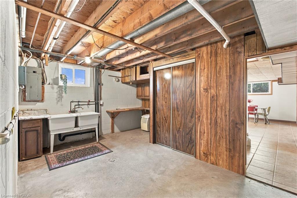 79 Oakland Drive Property Photo 29