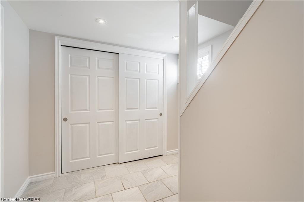 22 Fernwood Crescent Property Photo 19