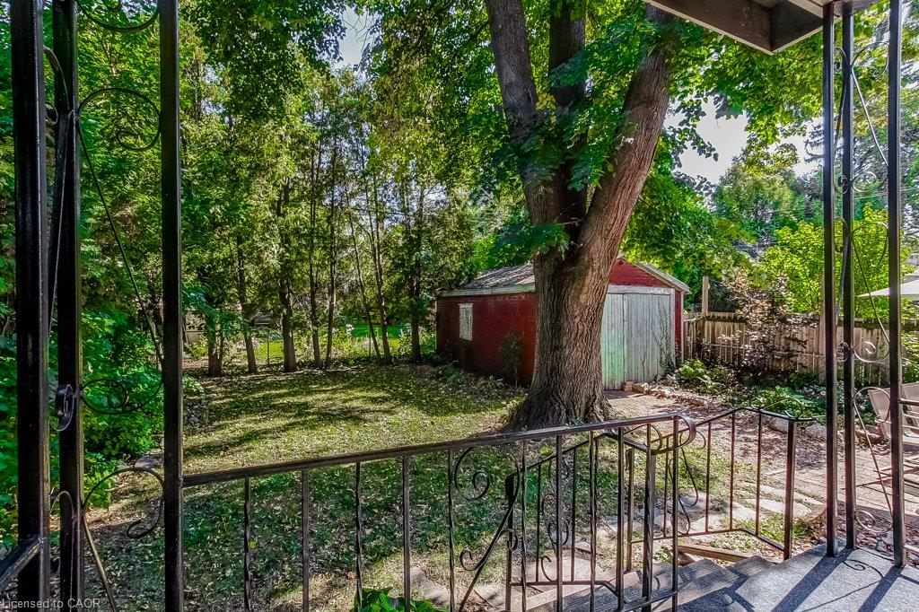 43 Rosslyn Avenue S Property Photo 39