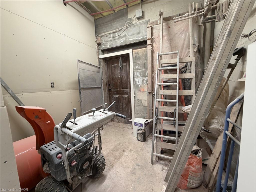 33 Princess Street Property Photo 6