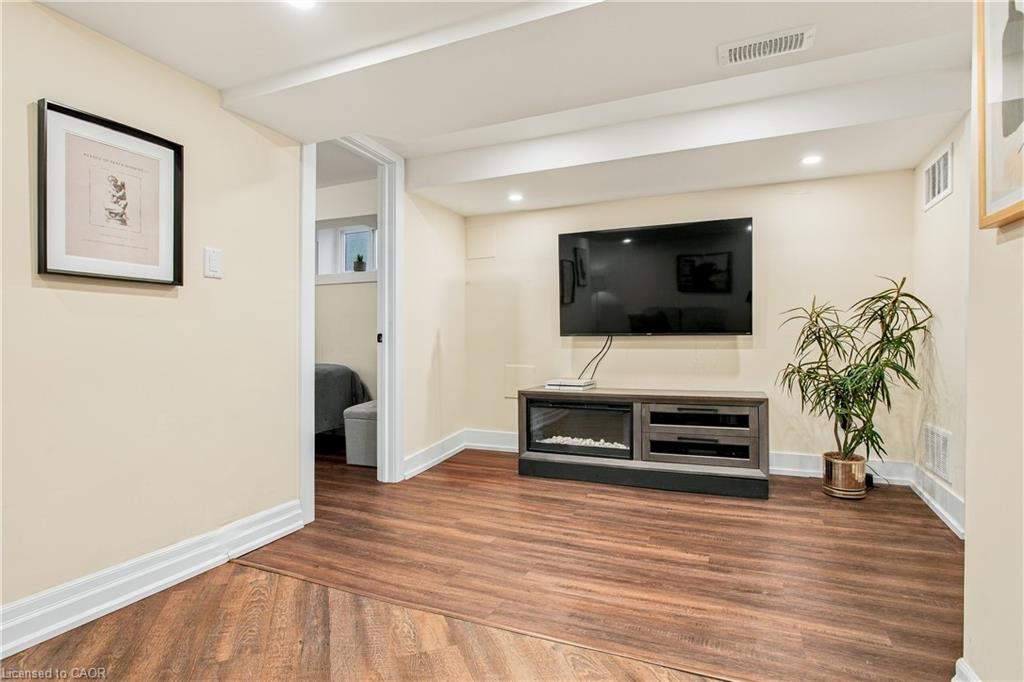 960 Shadeland Avenue Property Photo 30