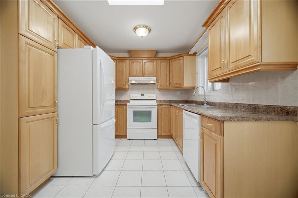 4200 Greybrook Crescent Property Photo 12