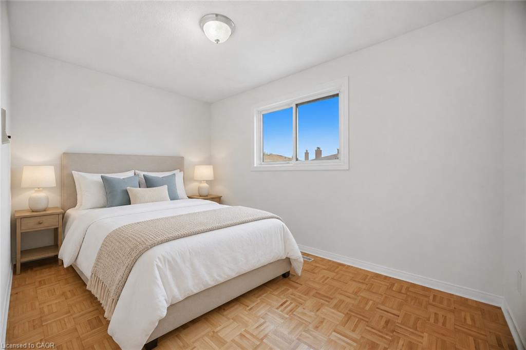 4200 Greybrook Crescent Property Photo 23