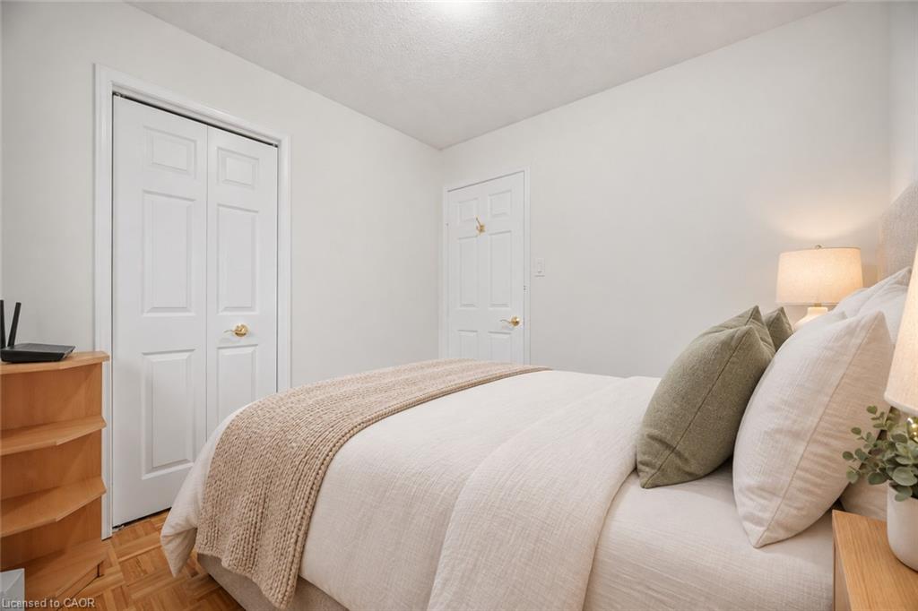 4200 Greybrook Crescent Property Photo 26