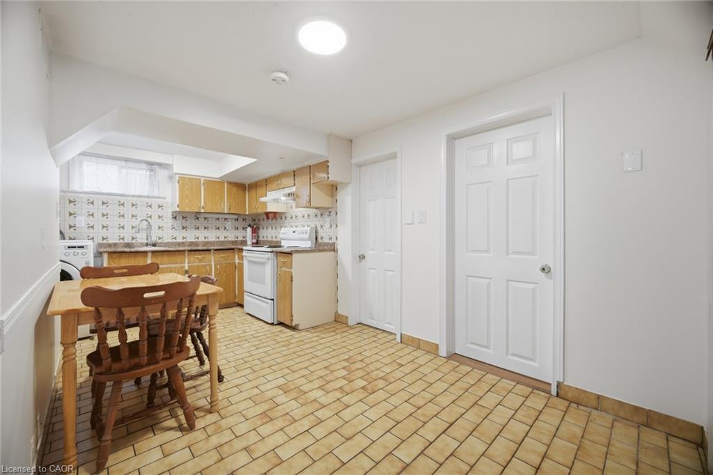 4200 Greybrook Crescent Property Photo 33