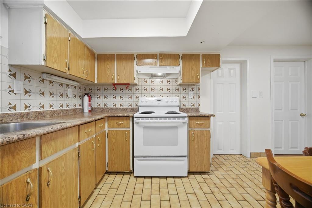 4200 Greybrook Crescent Property Photo 36