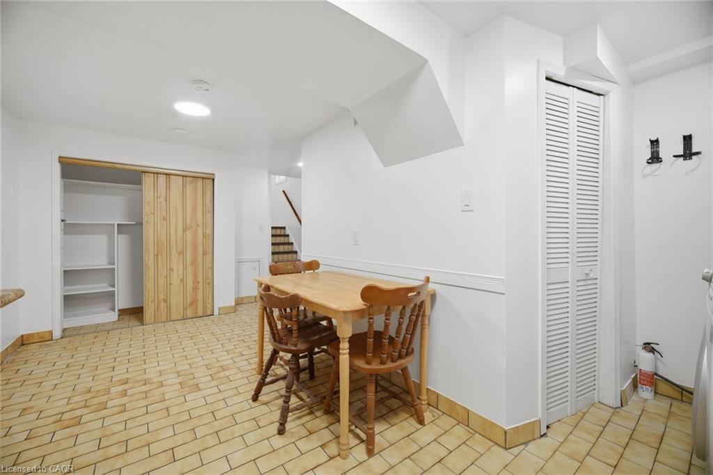 4200 Greybrook Crescent Property Photo 38