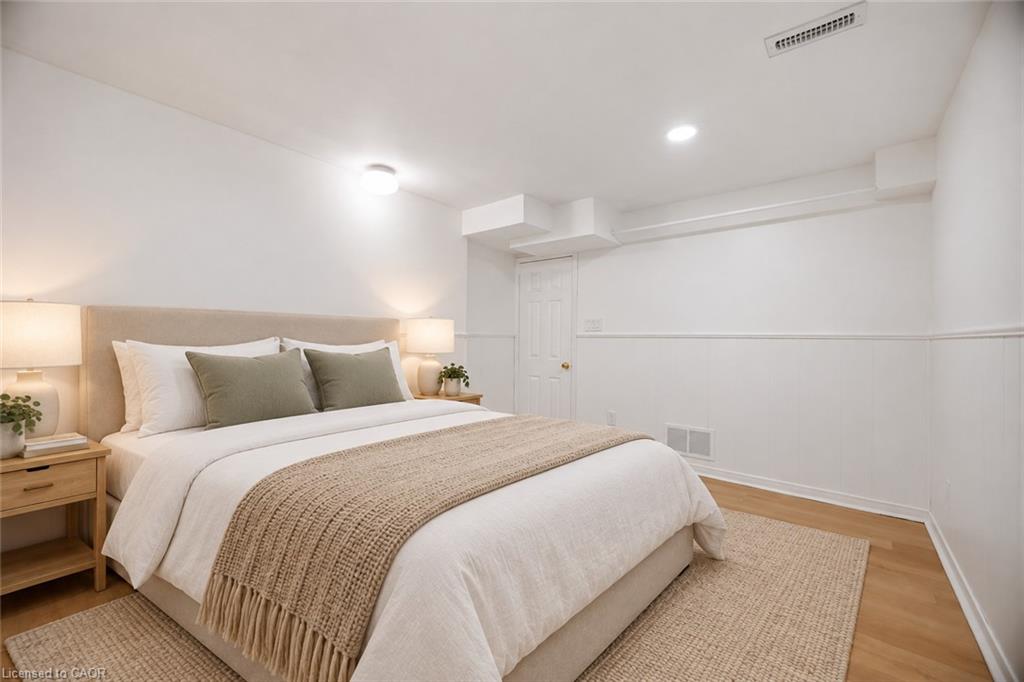 4200 Greybrook Crescent Property Photo 41