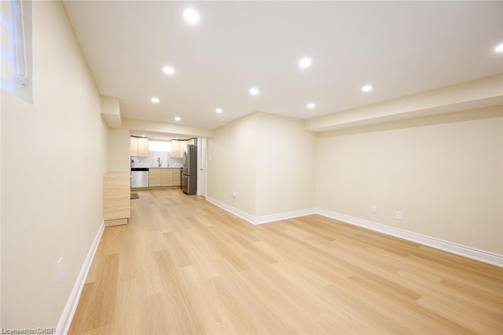 2-347 York Road Property Photo 4