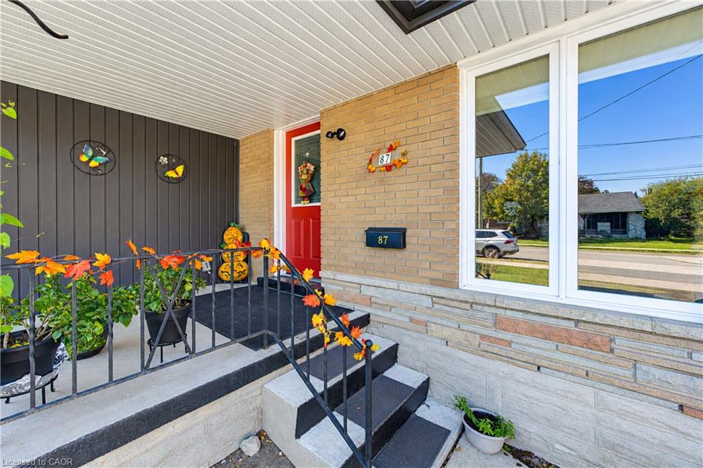 87 Bond Street Property Photo 3