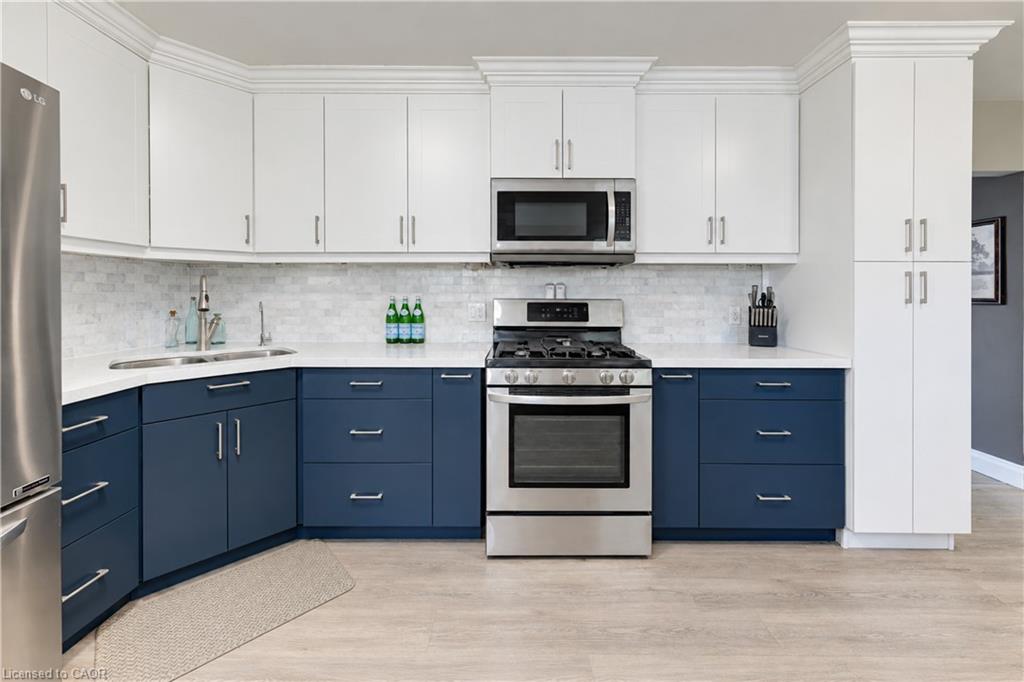 87 Bond Street Property Photo 11
