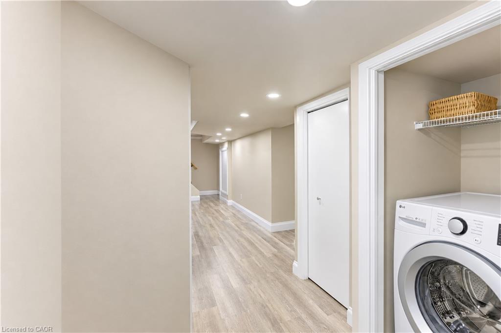 87 Bond Street Property Photo 40