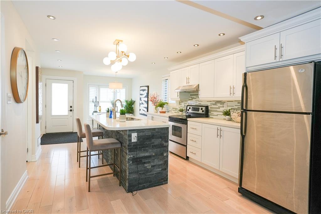 2038 Chrisdon Road Property Photo 10