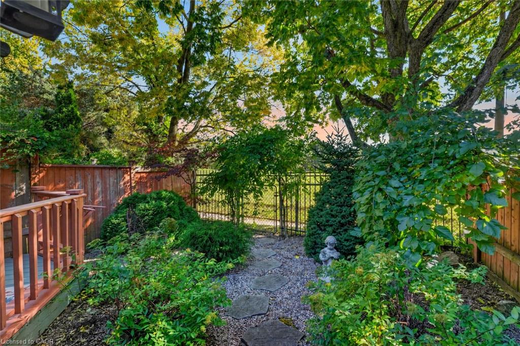 25 Walker Court Property Photo 25