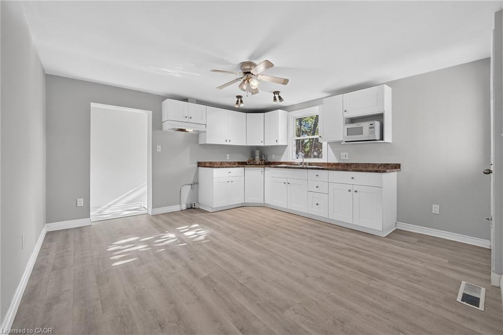 15 Adelaide Street Property Photo 4