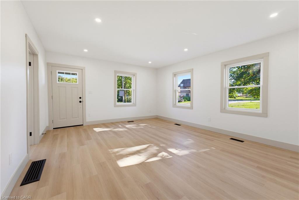 5 Macbeth Street Property Photo 6