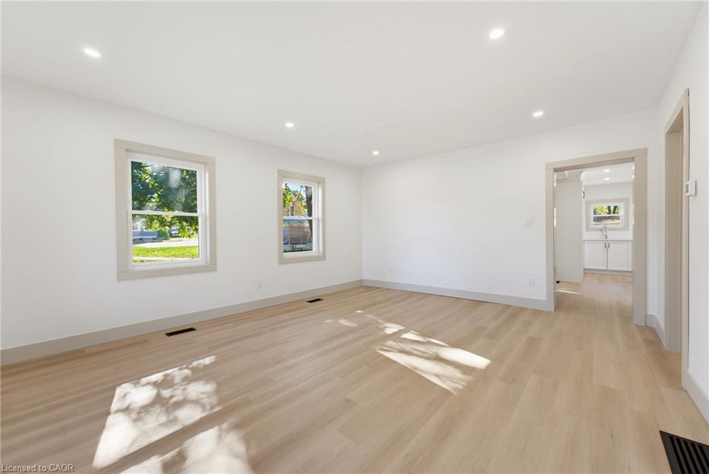 5 Macbeth Street Property Photo 7