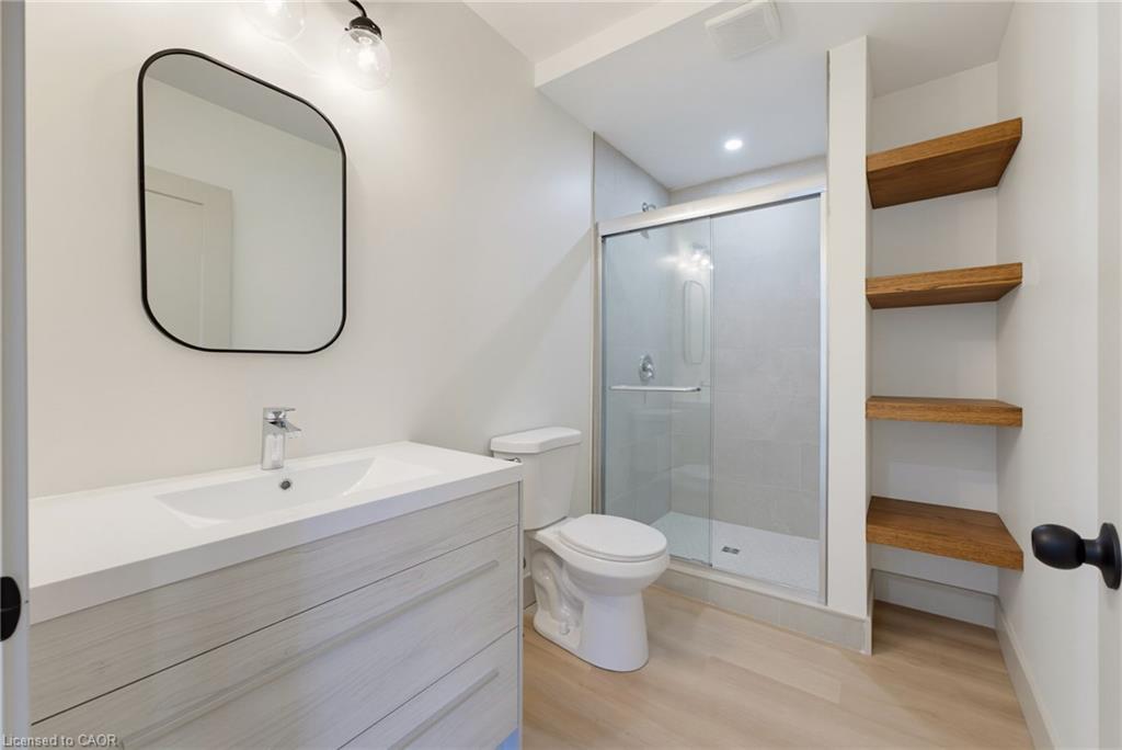 5 Macbeth Street Property Photo 8