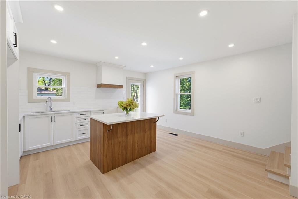 5 Macbeth Street Property Photo 9