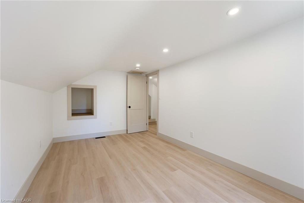 5 Macbeth Street Property Photo 15