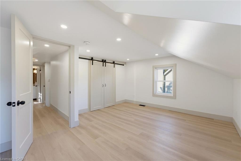 5 Macbeth Street Property Photo 18