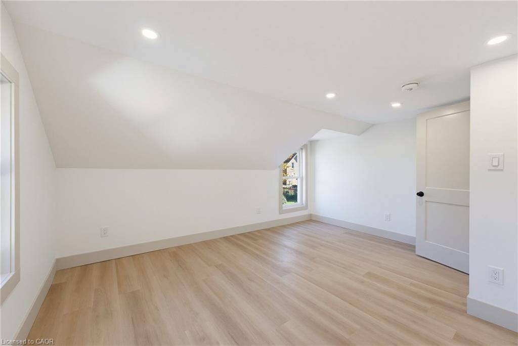 5 Macbeth Street Property Photo 19