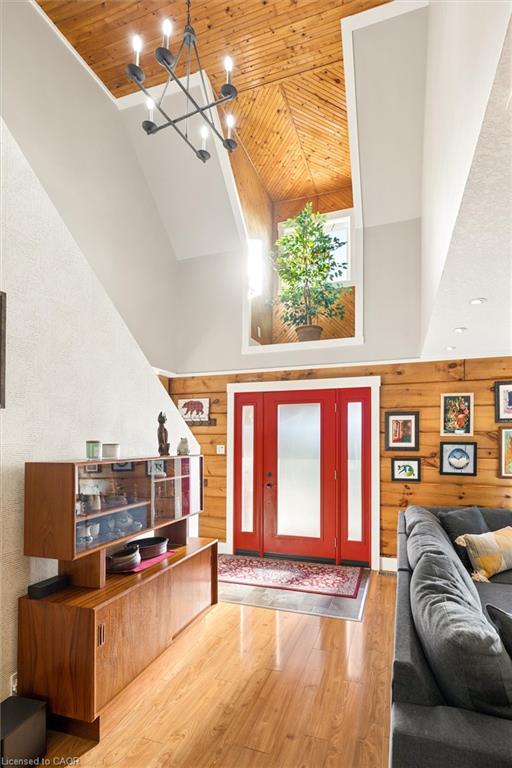 61 Spring Street Property Photo 14