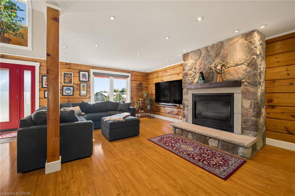 61 Spring Street Property Photo 18