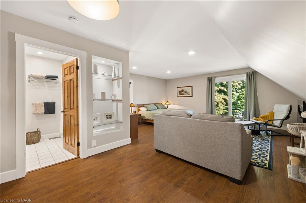 61 Spring Street Property Photo 39