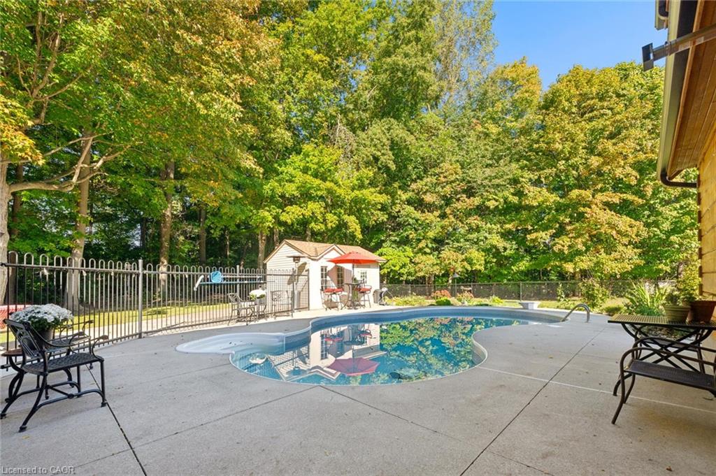 61 Spring Street Property Photo 49