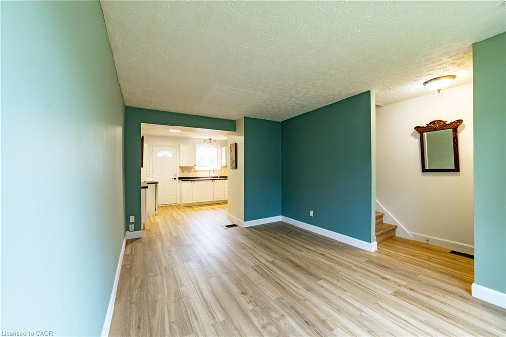 227 Fergus Avenue Property Photo 14