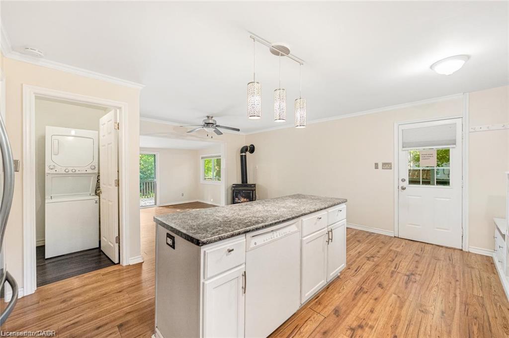7465 East River Road Property Photo 11