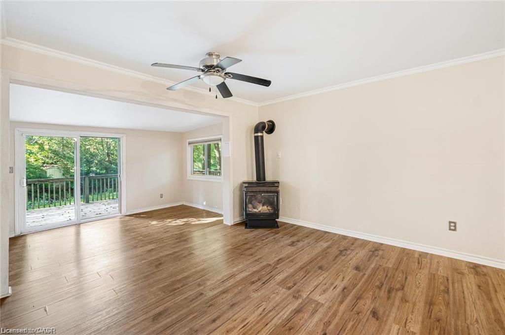 7465 East River Road Property Photo 14