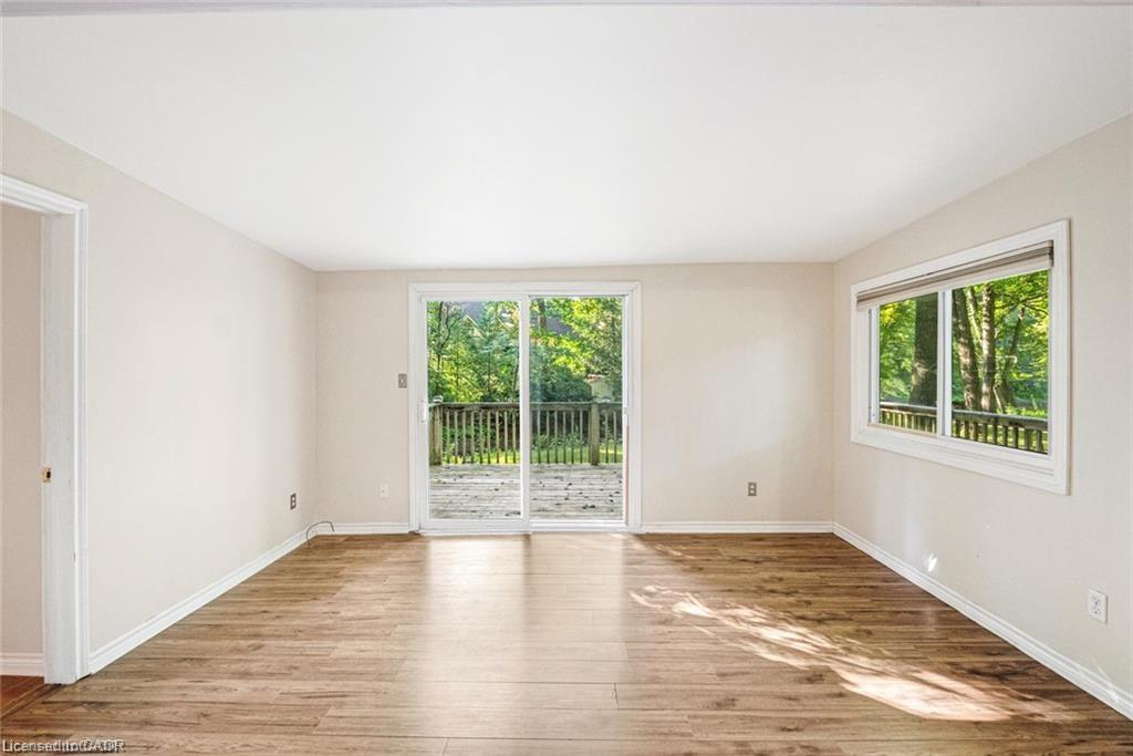 7465 East River Road Property Photo 19