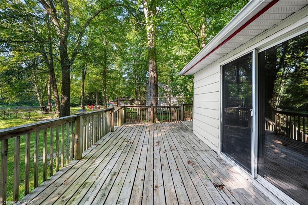 7465 East River Road Property Photo 29