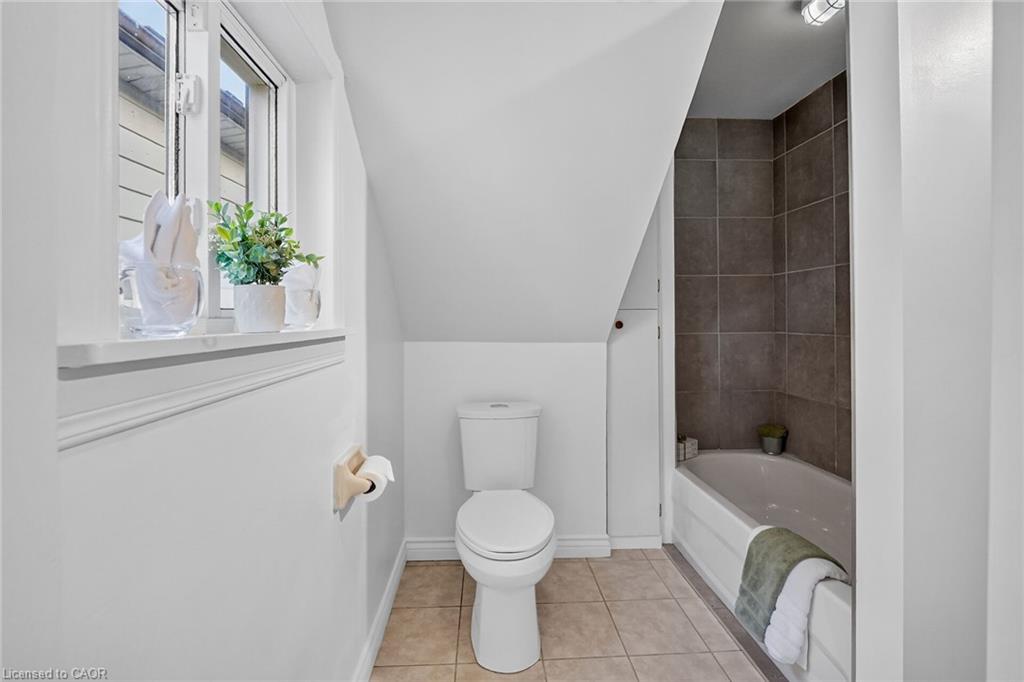 15 Adelaide Street Property Photo 12