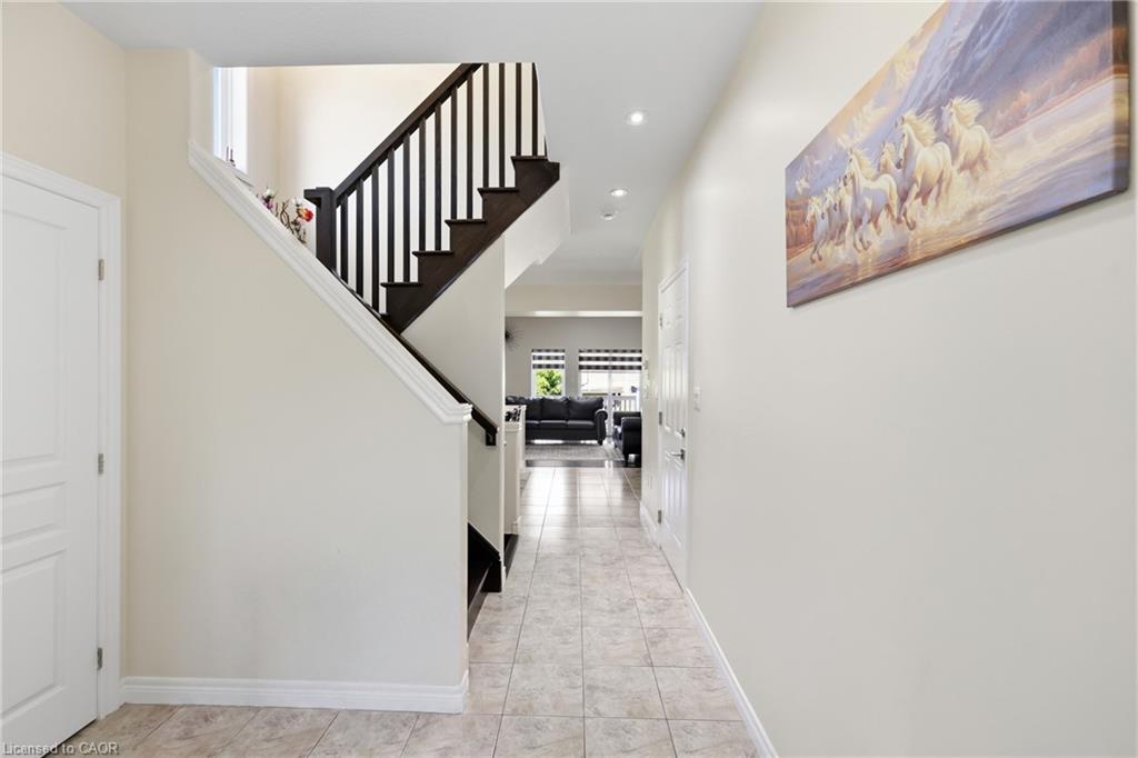 665 Greenhill Avenue Property Photo 6