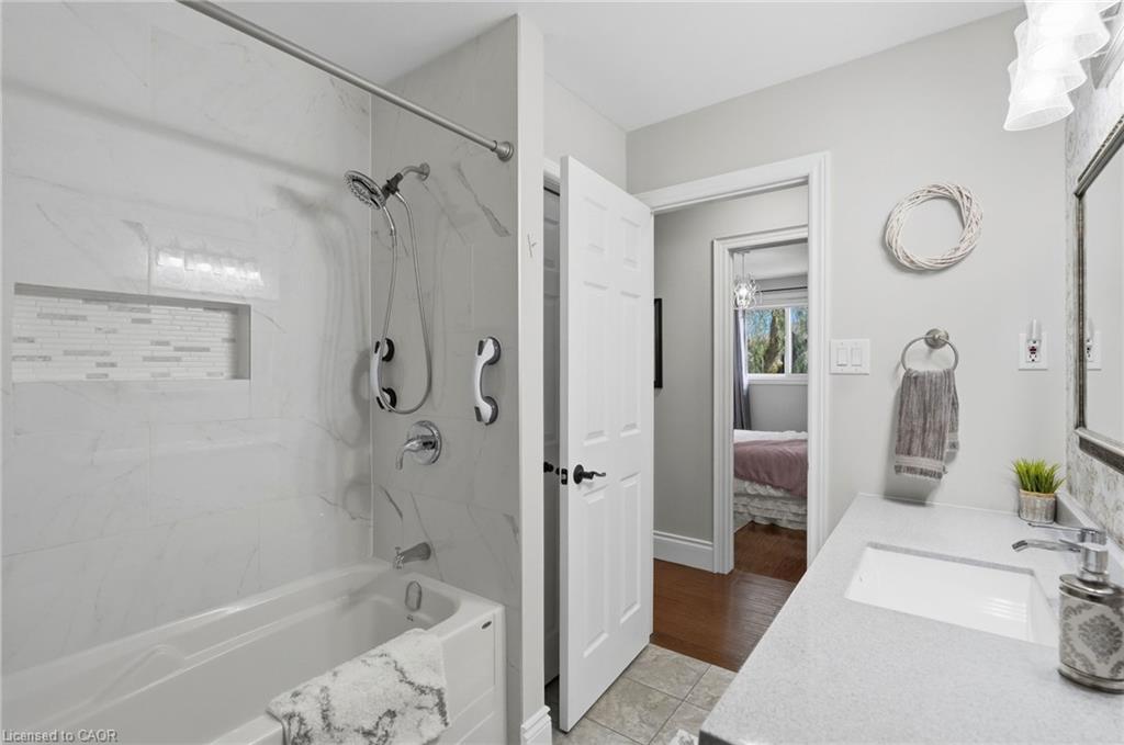 8 Moyle Drive Property Photo 17
