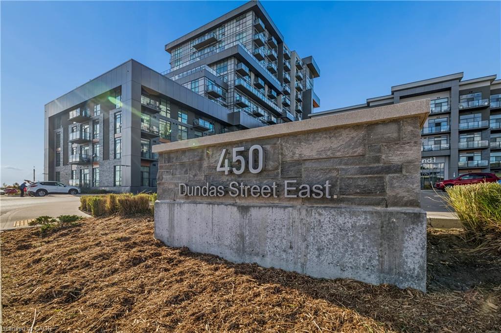 1005-450 Dundas Street E Property Photo 6
