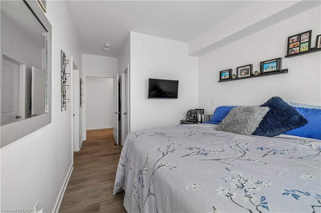 1005-450 Dundas Street E Property Photo 37