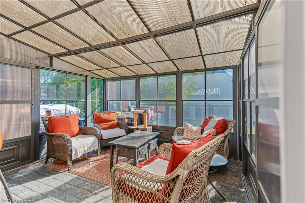 100 Montrose Avenue Property Photo 20