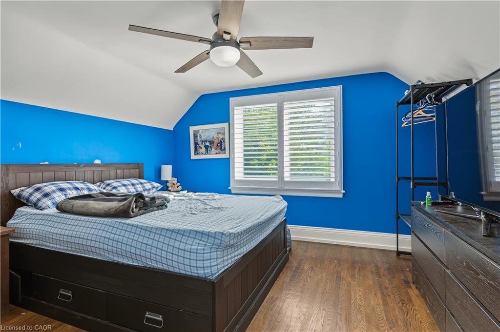 100 Montrose Avenue Property Photo 25