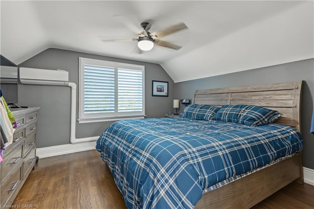 100 Montrose Avenue Property Photo 27